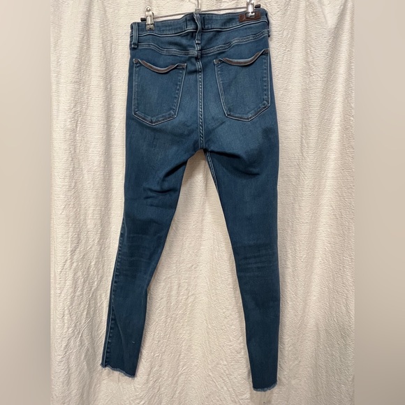 Abercrombie & Fitch Skinny Jeans - Picture 2 of 6